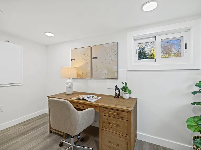 2304 N Capitol St NW #B — Photo 14