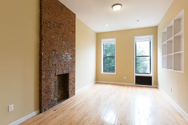 Rented by MNS | media 28