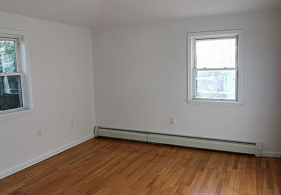 5th image of 34-32 205th St #2