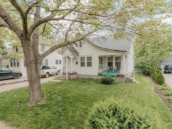 3336 Dudley St, Lincoln, NE 68503