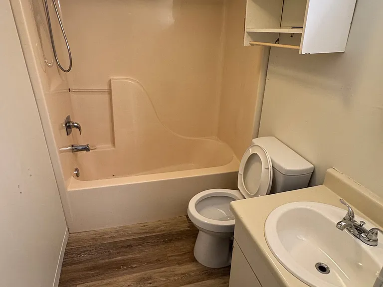 714 N Weenonah Ave — Photo 3