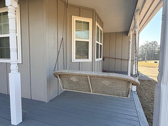 4th image of 207 Cedarwood Trl NW