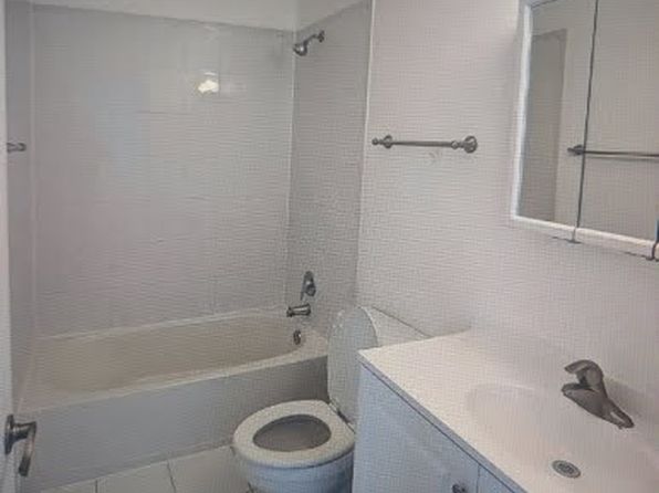 3442 Cuyler Ave #2