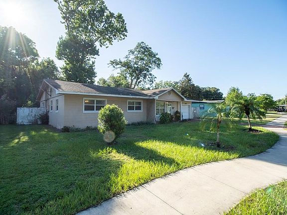 3rd image of 616 Saint Lucie Ln #3