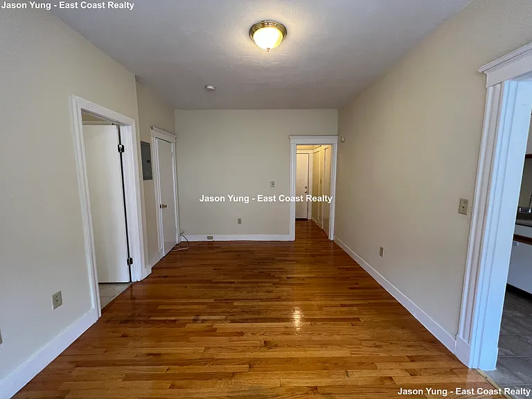 236 Kelton St #18 — Photo 6