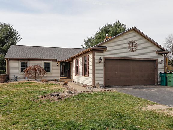 3rd image of 138 Harperwood Dr