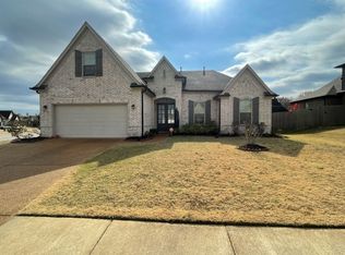 10367 Ridgemont Rd, Olive Branch, MS 38654