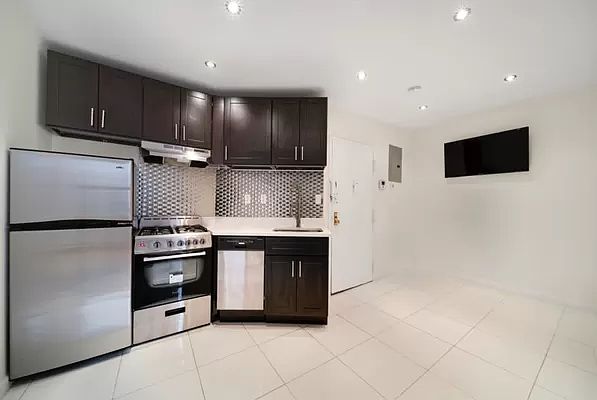 1st image of 169 Manhattan Ave APT 4E
