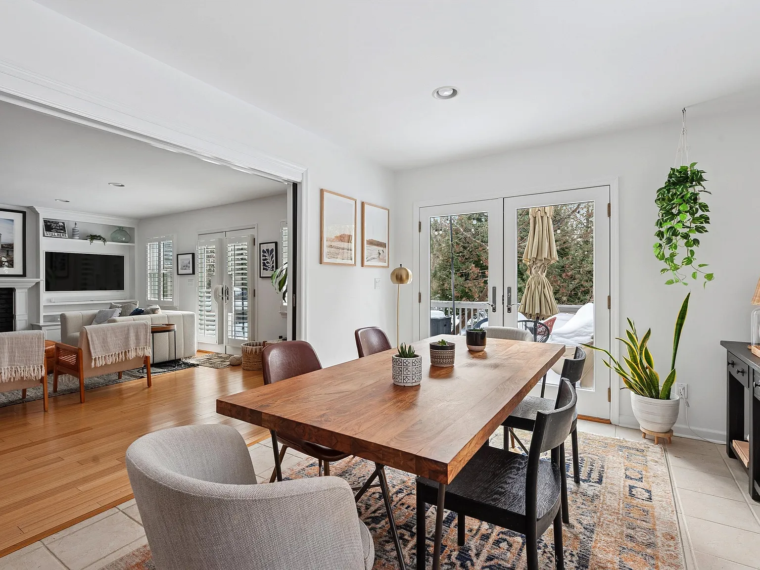 Gorgeous East Quogue Home 3 Bed 3 Bath July 25K — Photo 3