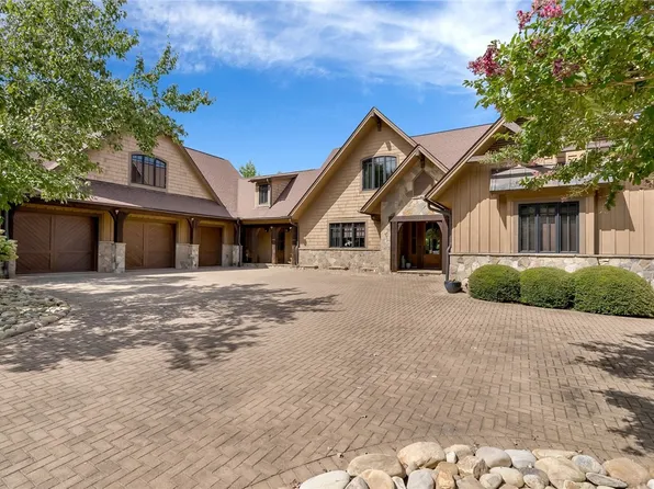 311 Eagles Bend Trl, Salem, SC 29676