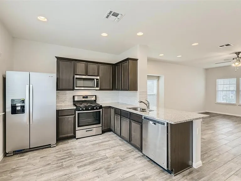 176 Bosque Dr — Photo 24