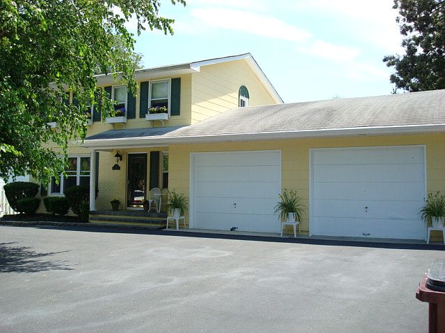 1st image of 24 Belmont Ave