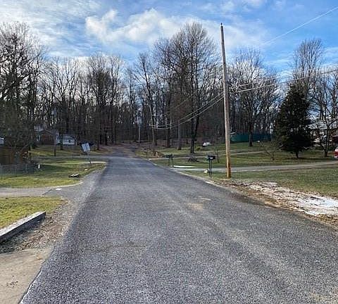 5th image of 4270 Woodedge Blvd