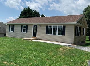 4900 Altenwald Rd, Waynesboro, PA 17268