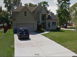 502 E Jefferson St, Bensenville, IL 60106