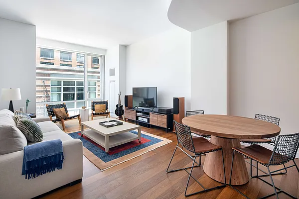 Sold by Compass | media 18