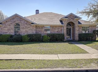 1504 Allen Dr, Mesquite, TX 75149