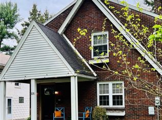 105 Woodside Rd, Pittsburgh, PA 15221