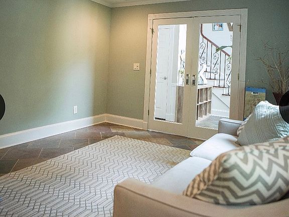 4th image of 1575 Pine Creek Way