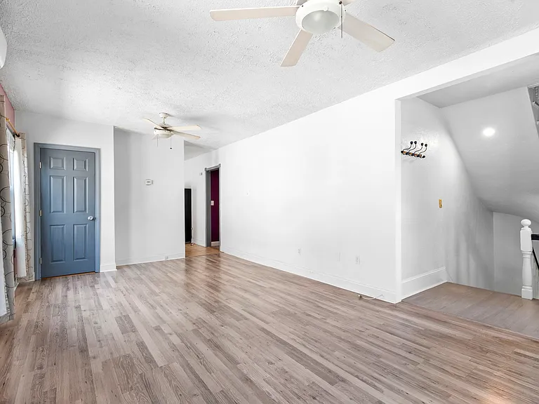 21 Cabot St #2 — Photo 9