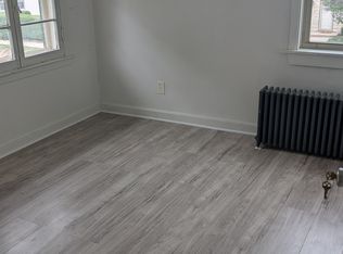 605 Michigan Ave #2W, South Milwaukee, WI 53172