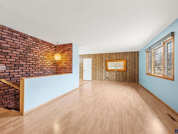 3rd image of 6305 W Westview Rd