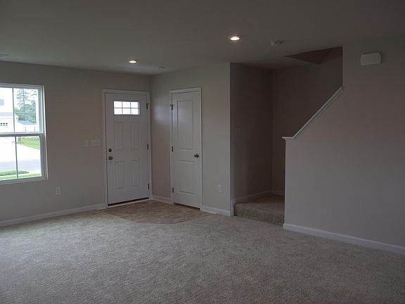 4th image of 32073 Windjammer Dr