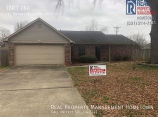 711 Bryant Meadows Dr, Bryant, AR 72022