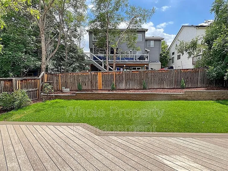 Deck, back yard