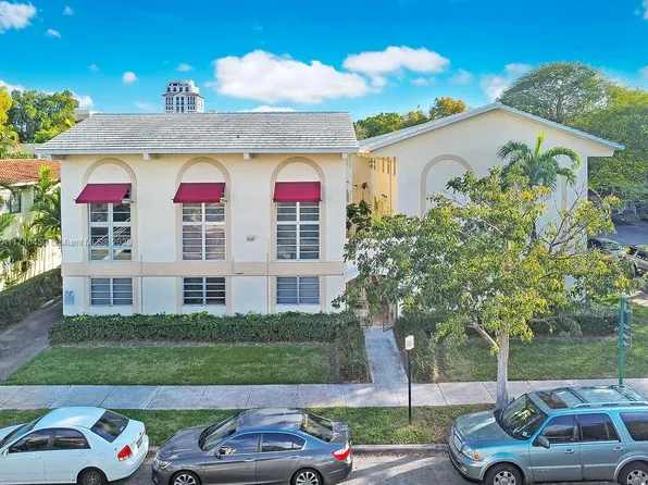 234 Antiquera Ave APT 15, Coral Gables, FL 33134