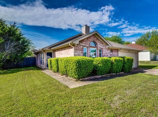 2806 Mediterranean Ave, Midlothian, TX 76065