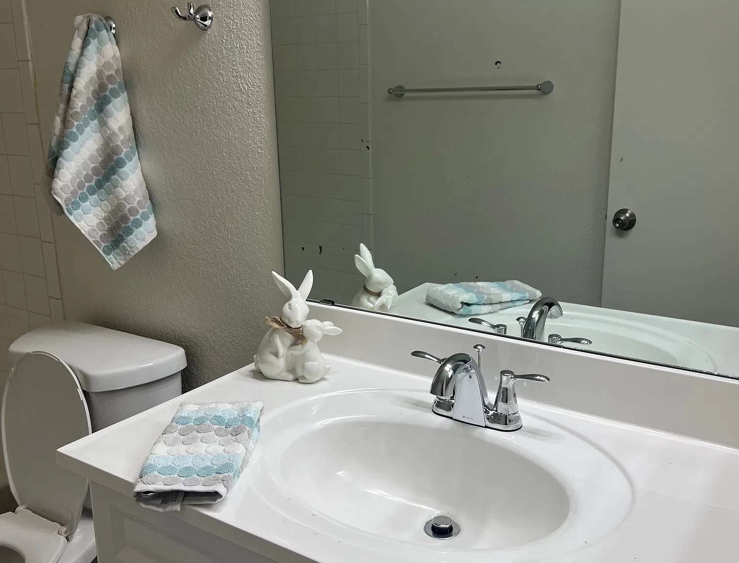 2 bed, 970 sqft, $1,300 — Photo 1