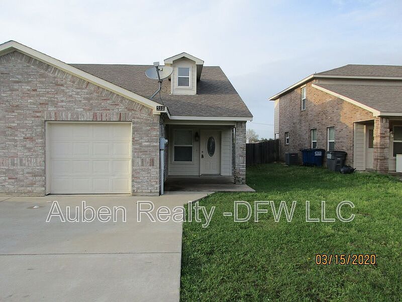 1st image of 908 Parkplace Rdg