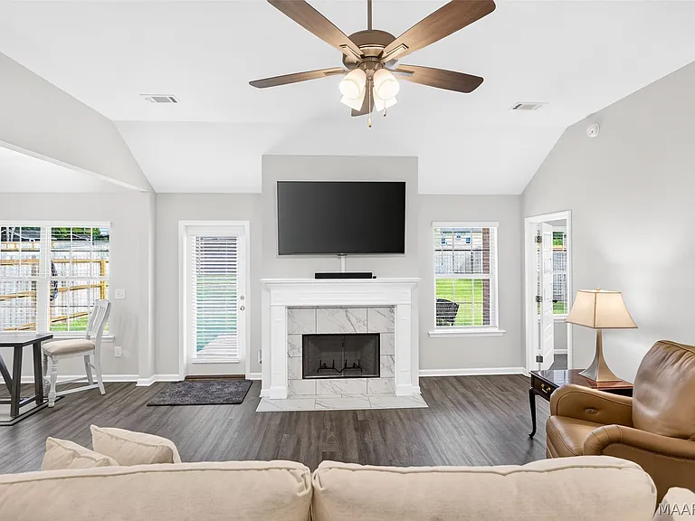 2030 Dawsons Mill Ln — Photo 11