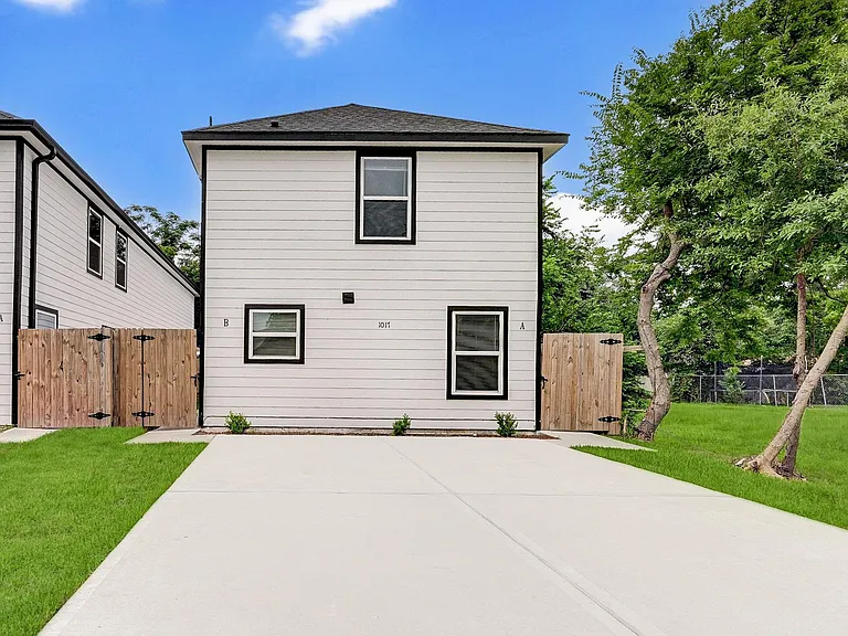 1017 N Lane St #A — Photo 3
