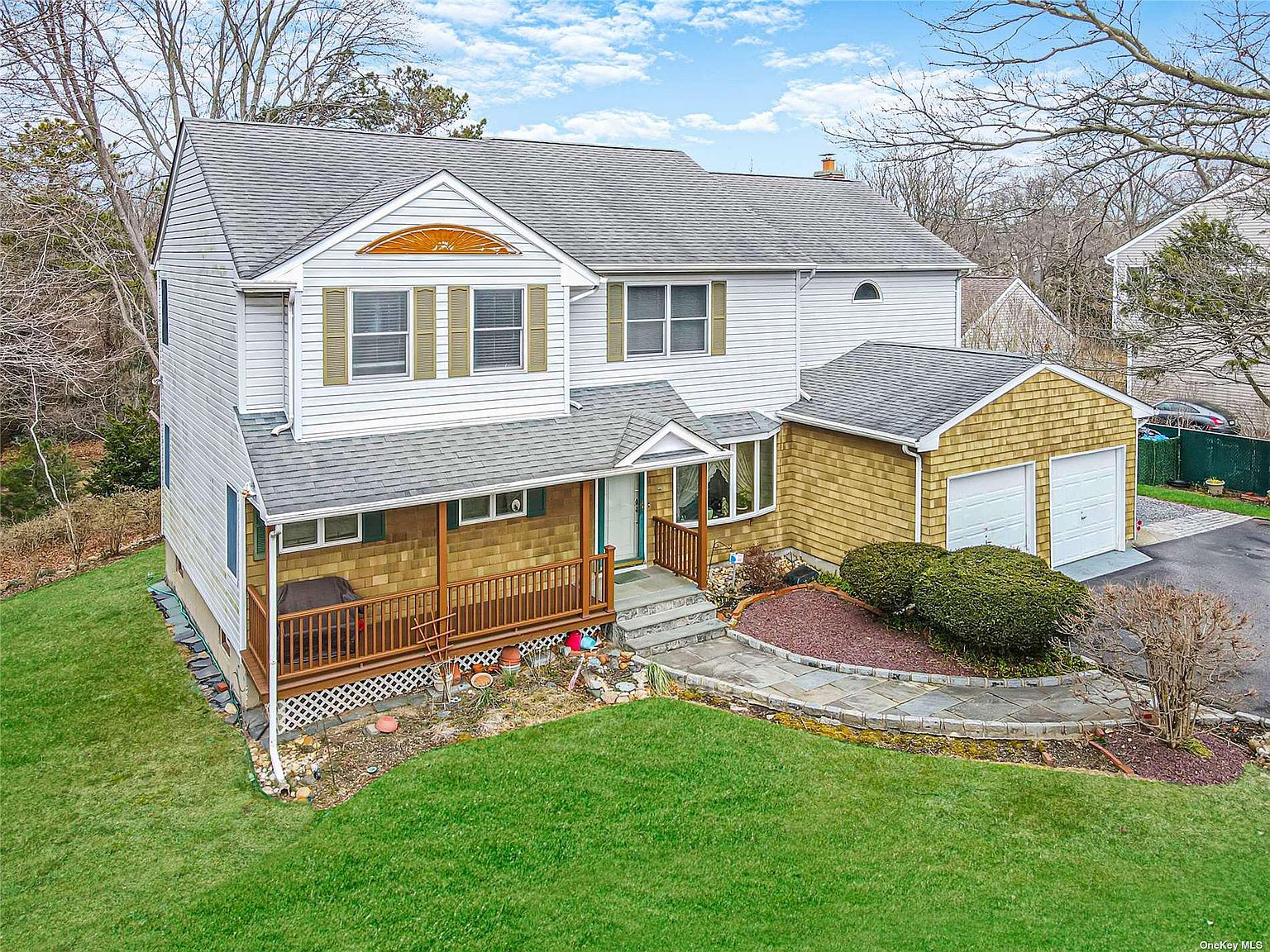 425 Peconic St, Ronkonkoma, NY 11779 Zillow