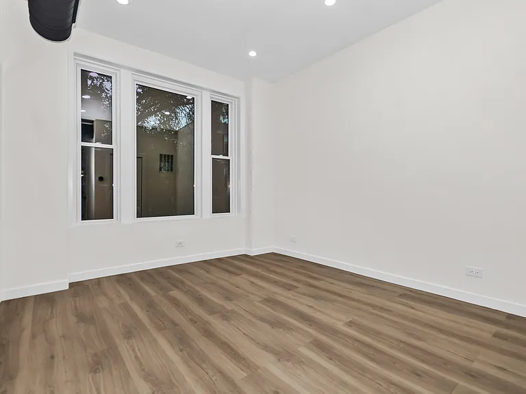1721 W Pierce Ave #2 — Photo 3