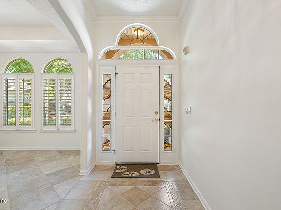 5th image of 1221 QUEENS ISLAND Court