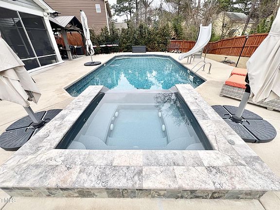 2nd image of 3441 Beaver Ln