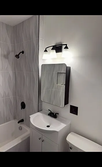 19 Dell Ave #2 — Photo 3