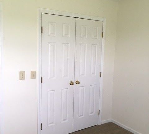 5th image of 921-923 Jasmine Ln
