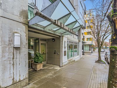 1125 NW 9th Ave APT 403, Portland, OR, 97209