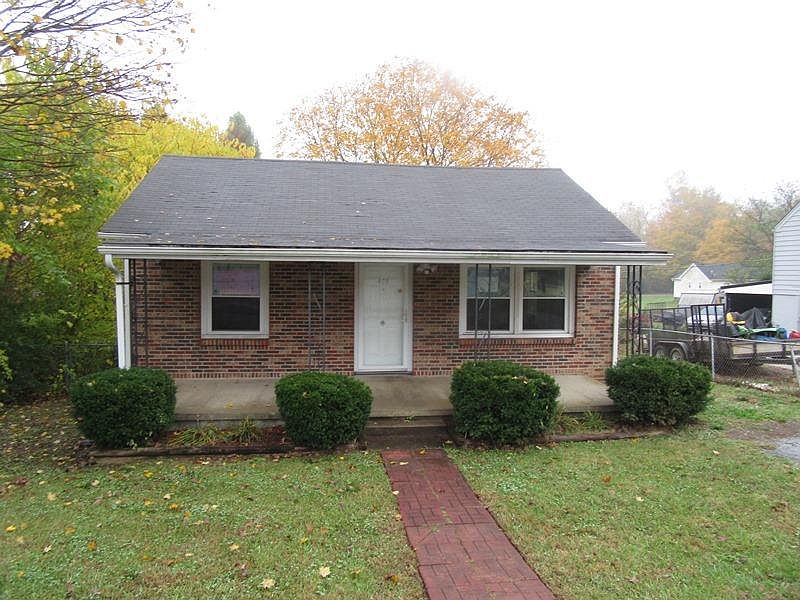 1st image of 408 Shearon Ln