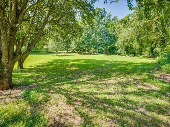 5105 Edens Way, Kingsport, TN 37664