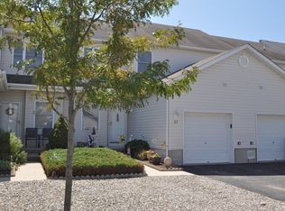 27 Blue Heron Ln, Bayville, NJ 08721