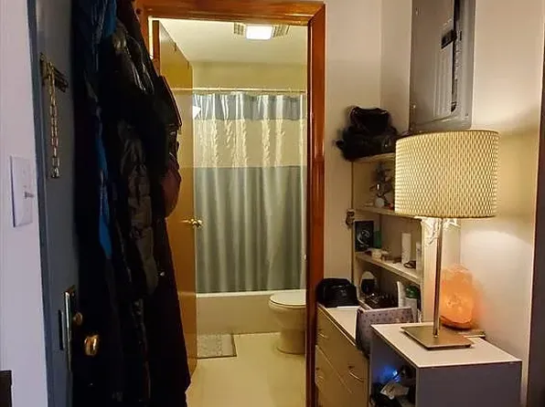 342 53rd Street image 9 of 12