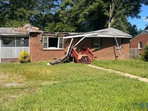 2714 Oak Hill Rd, Petersburg, VA 23805