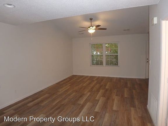 4th image of 3601 Prescott Dr