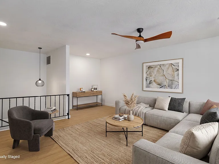 2023 E Battlefield Rd — Photo 18