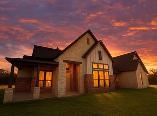 521 Aermotor Loop, Weatherford, TX 76085